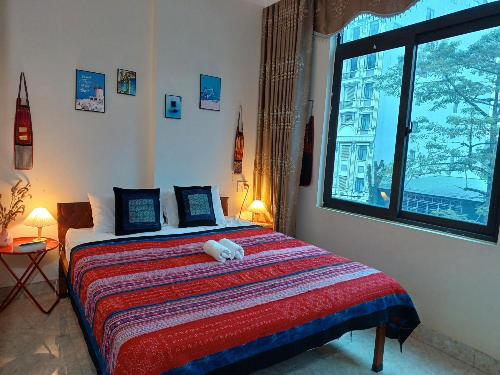 Yolo Ha Giang Adventures, Motorbike And Loop Tours Hotel Exterior photo