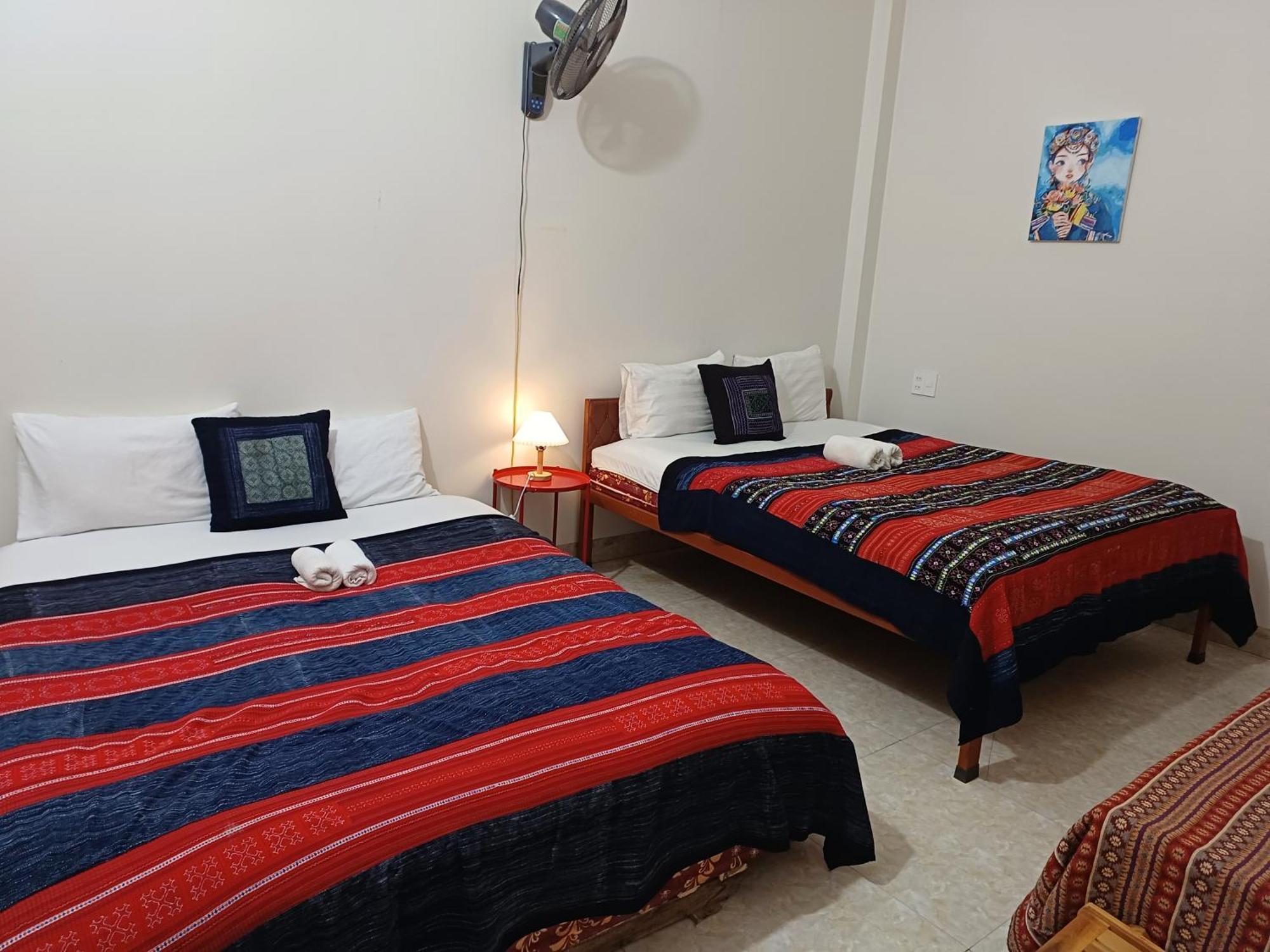 Yolo Ha Giang Adventures, Motorbike And Loop Tours Hotel Exterior photo